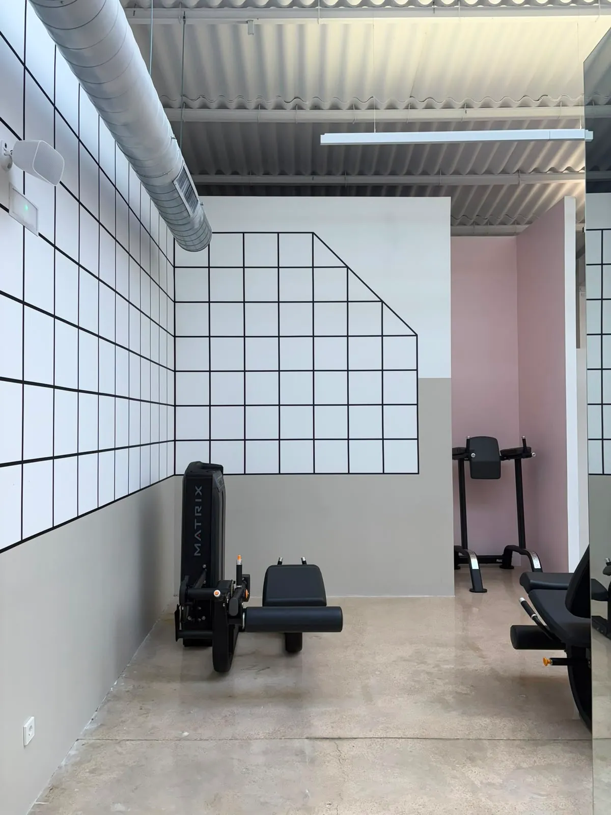 Acceso a la sala de máquinas de Premier Gym S'Escorxador
